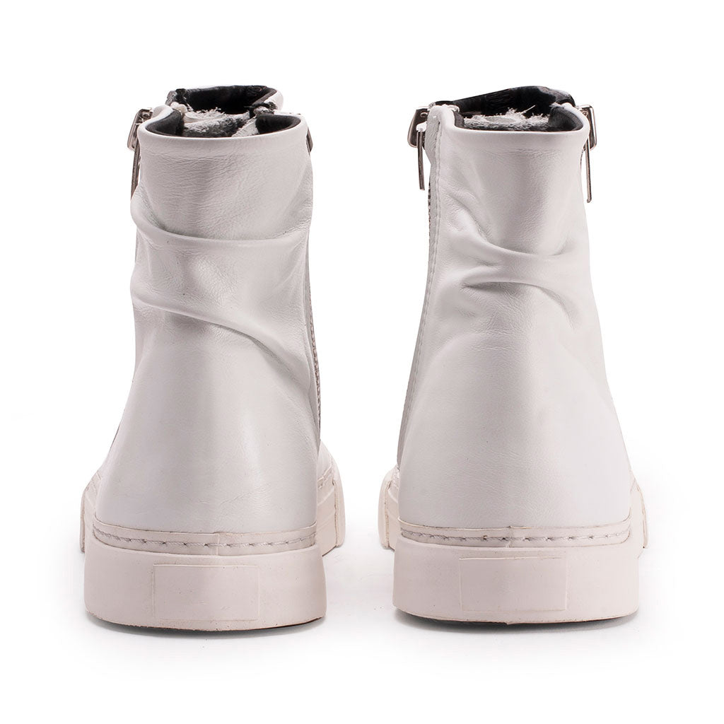 Flysteppers White Leather Boots